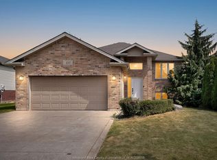 1397 Crosswinds Dr, Windsor, ON N8L0S5