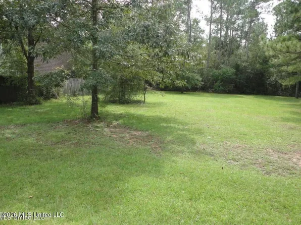 Robertsdale Rd, Gautier, MS 39553