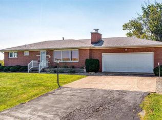 972 Main St, Mount Olive, IL 62069