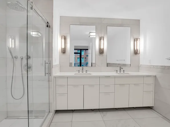 9 Avenue At Port Imperial image 20 of 50