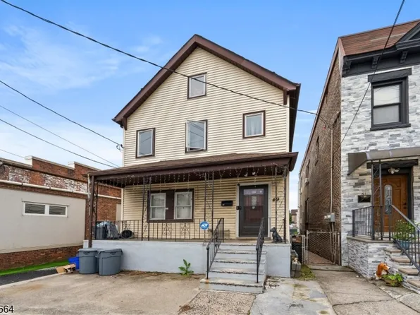 49 Joralemon St, Belleville Twp., NJ 07109