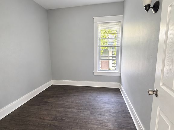 3rd image of 37 Pulaski St APT 3