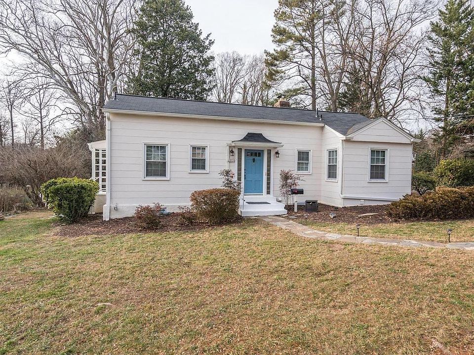 1st image of 2836 Woodlawn Ave