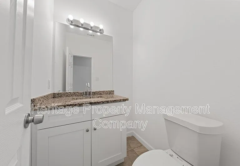 323 Gabriel #1-unit 201 — Photo 13