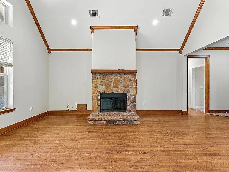 2656 W FM 455 — Photo 7