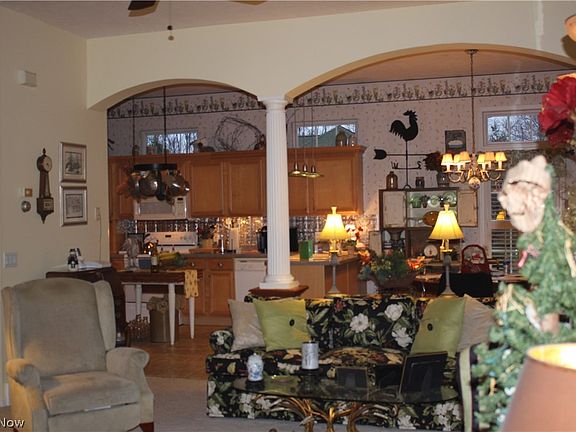 5th image of 11341 S Forest Dr