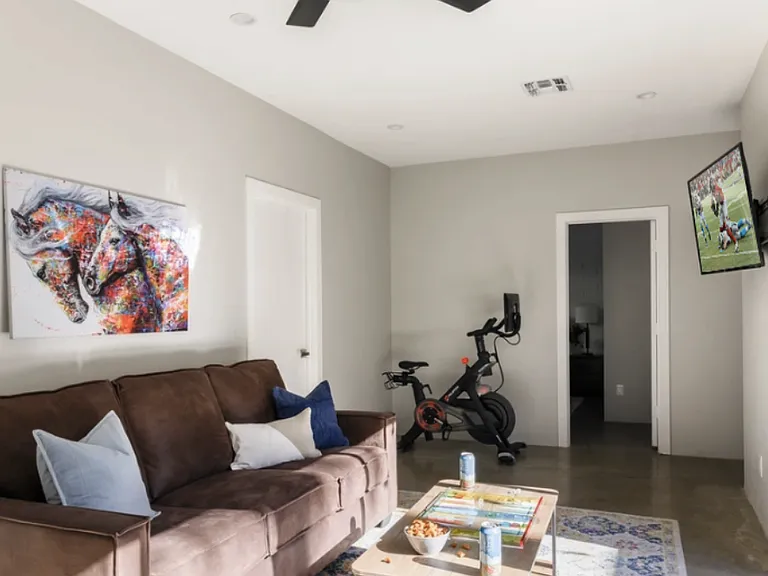 7505 E Main St #B — Photo 24