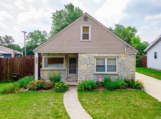 10622 Walnut St, Leo, IN 46765