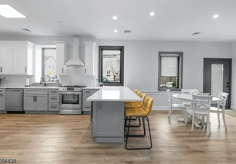 22 Delawanna Ave #1 — Photo 5