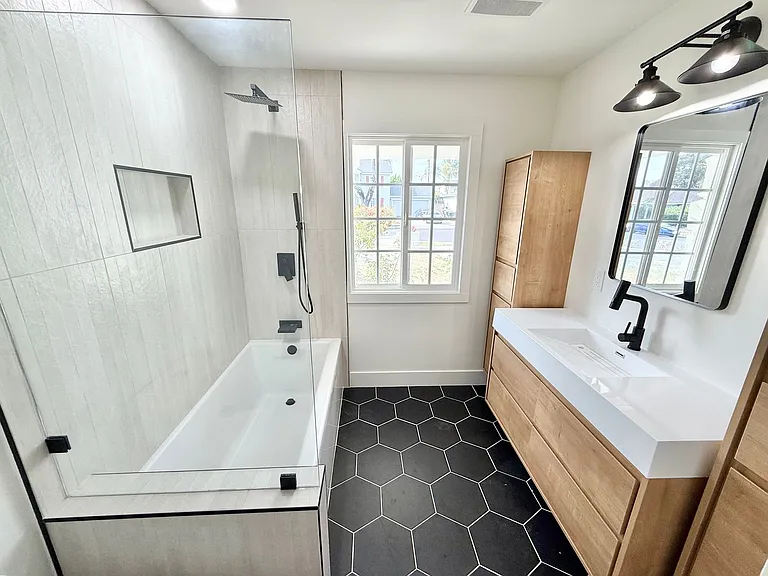 2902 E Winfield Ave — Photo 13