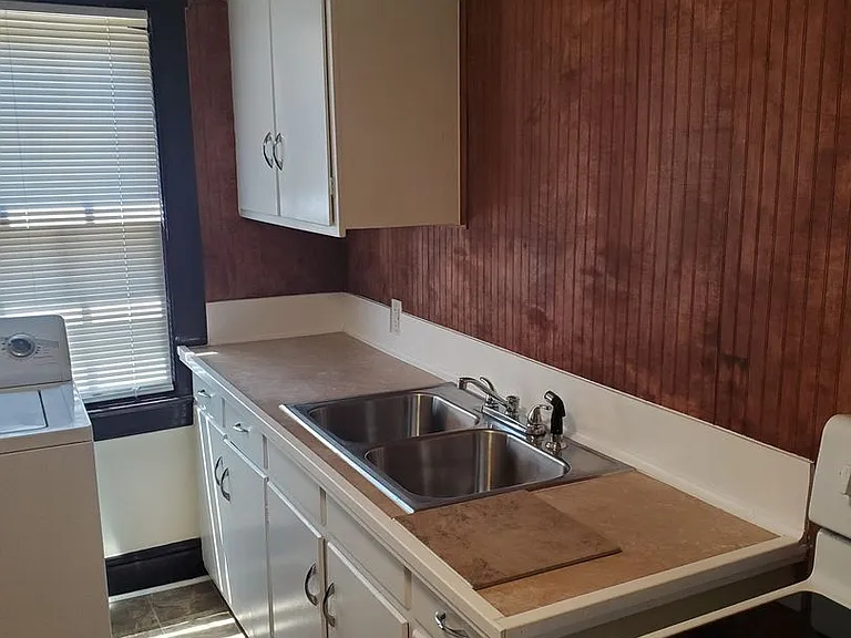 119 Concord St — Photo 12