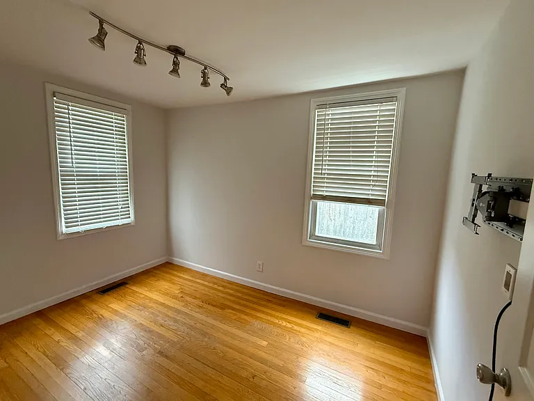 65 Terrace Ave #1 — Photo 12