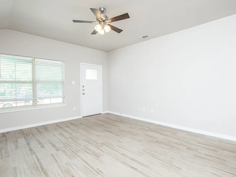 344 Arnold Dr #B — Photo 14