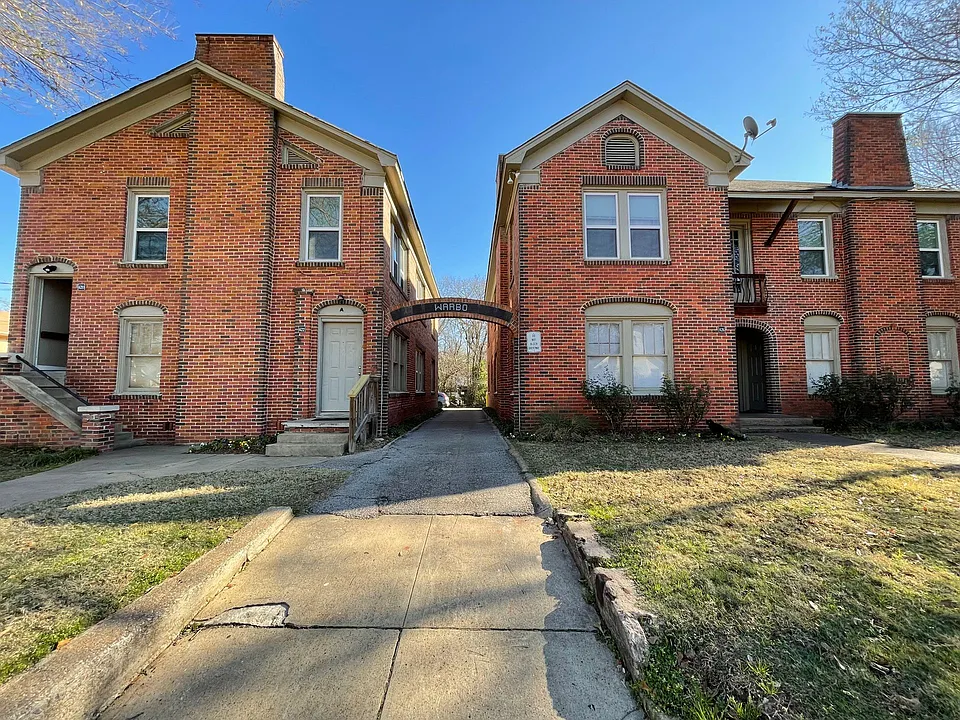 620-626 S Kennedy Ave
