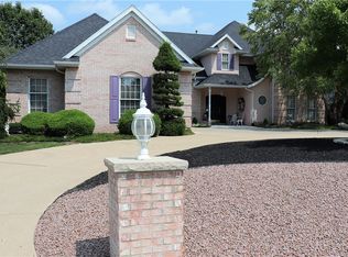 2565 Rue Bienville St, Danville, IL 61832