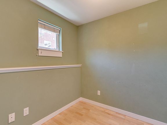 4th image of 7416 4th Ave NE APT C