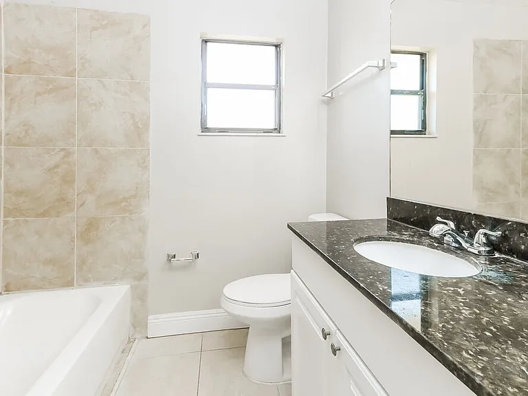 360 Melton Dr — Photo 10