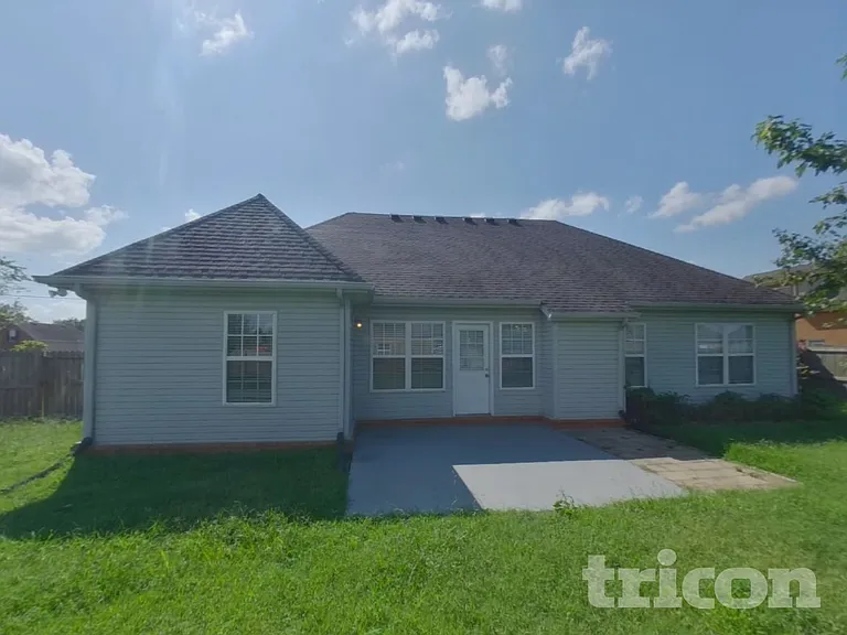 1024 Stratus Dr — Photo 19