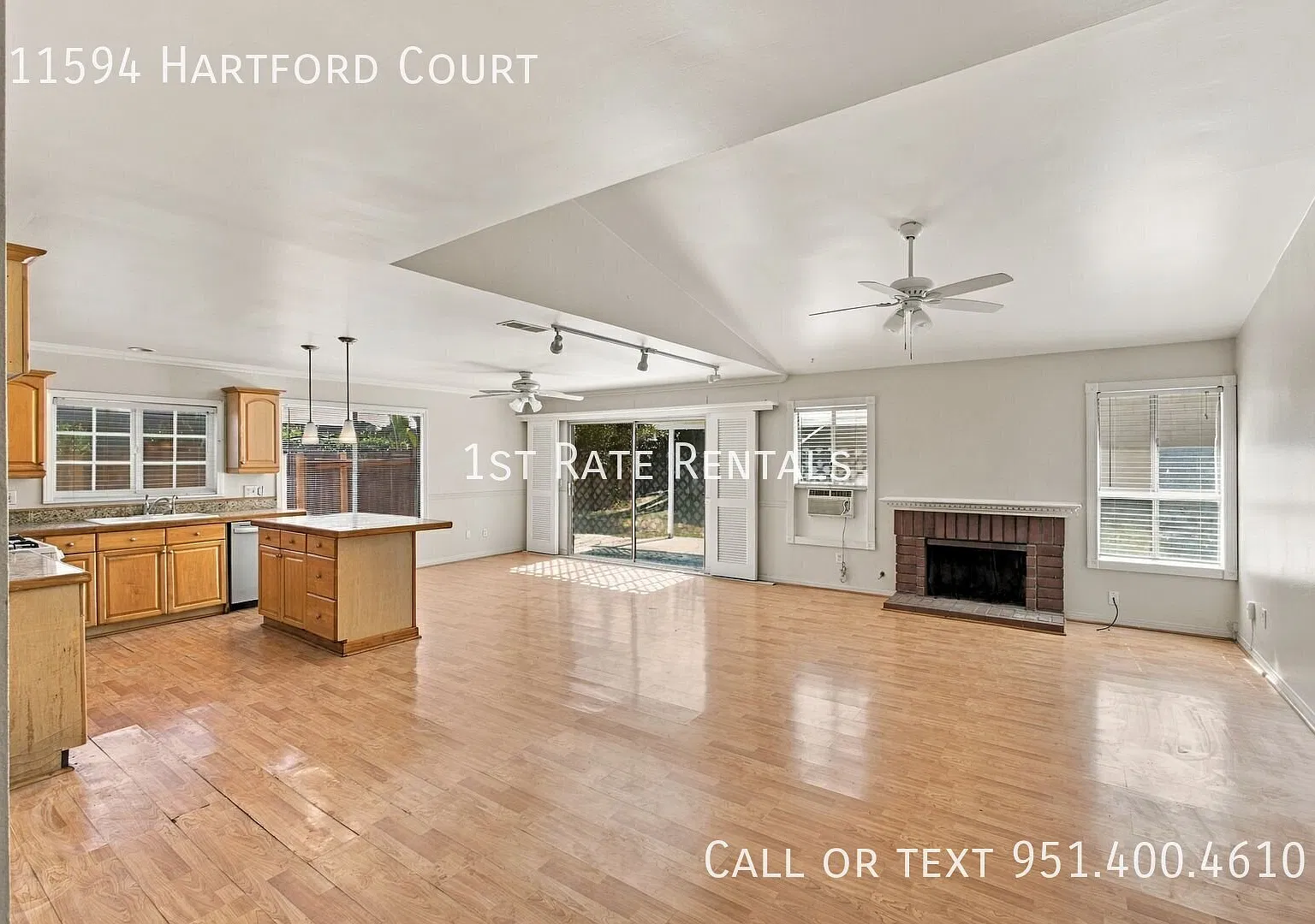 Very attractive three bedroom home in Riverside — Photo 2