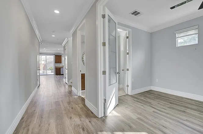 5 bed, 2345 sqft, $3,750 — Photo 3
