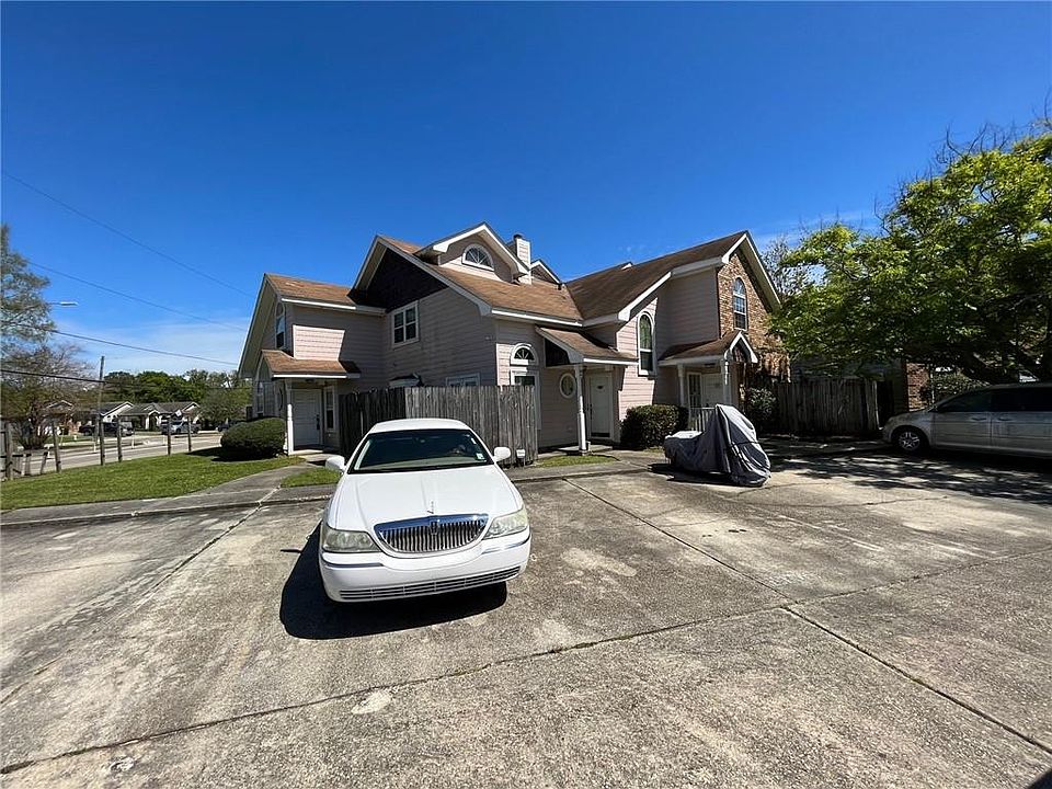 1st image of 1016 Greenspoint Dr Unit 1016