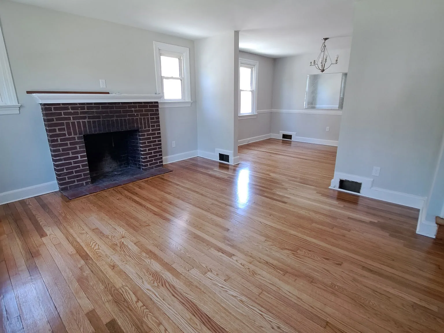 1802 Maple Street - 1 — Photo 3