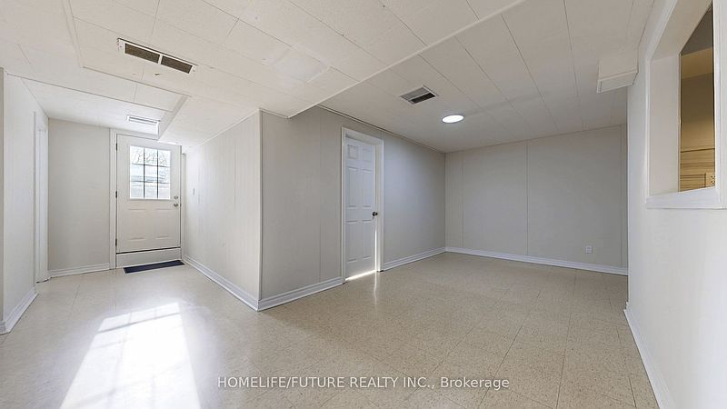 Toronto House for rent - 5 Bedrooms — photo 31
