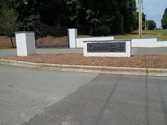 2nd image of 4801 Pimlico Lane