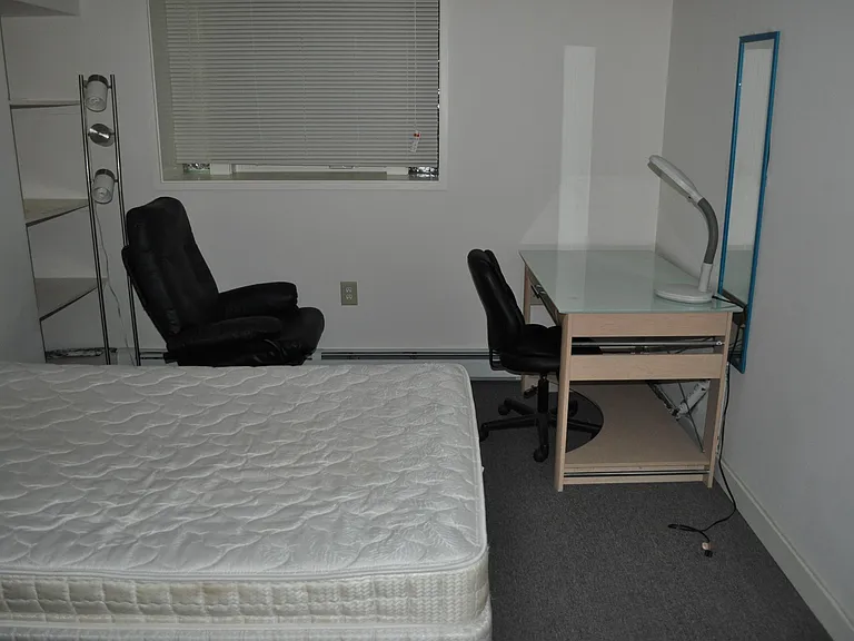 114 Highland Pl #1 — Photo 7
