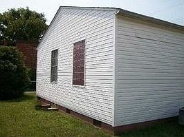 3rd image of 504A 50th St SE