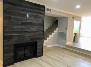 5336 Corteen Pl UNIT 4, Valley Village, CA 91607