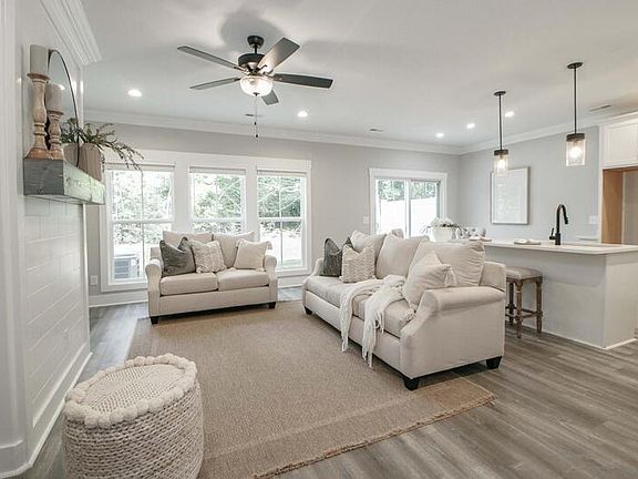 4th image of 166 Sango Dr #51