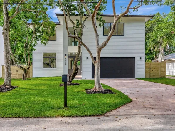 8918 SW 157th St, Palmetto Bay, FL 33157