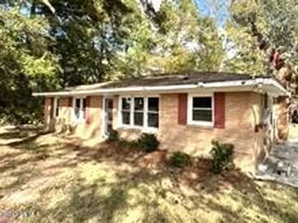 146 Forest Drive W, Whiteville, NC 28472
