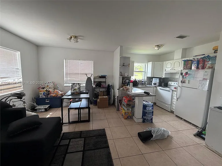 14140 NE 2nd Ct #3 — Photo 17