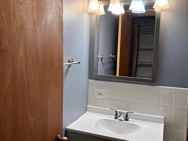 334 Klein Creek Ct #D — Photo 3
