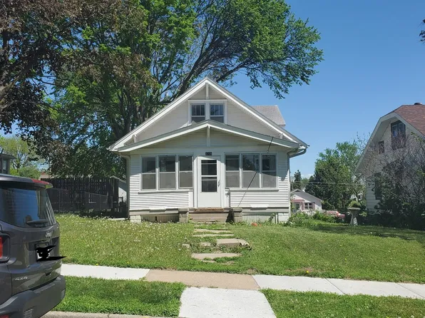 3708 X St, Omaha, NE 68107