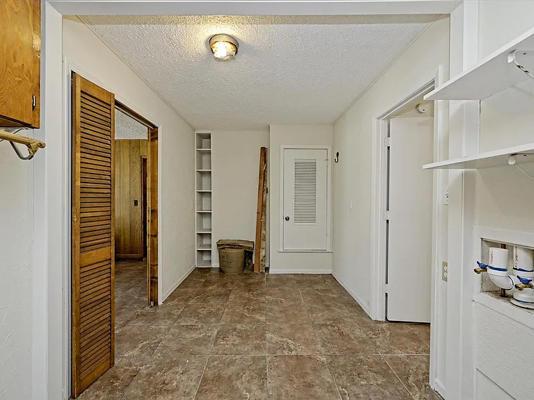 6509 Skycrest Dr — Photo 12