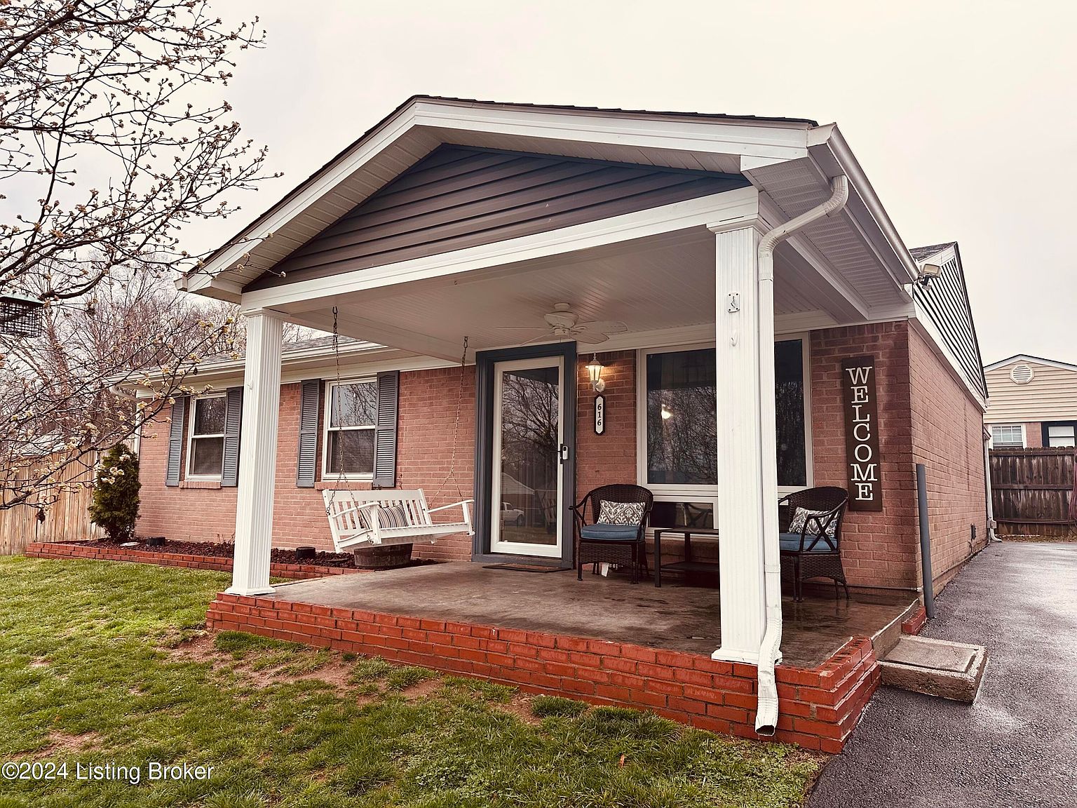 616 E Blue Jay Rd, Louisville, KY 40229 Zillow