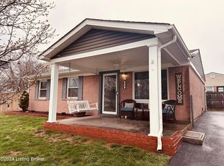616 E Blue Jay Rd, Louisville, KY 40229
