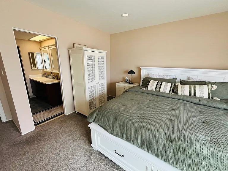 3500 Bayside Walk #3B — Photo 4
