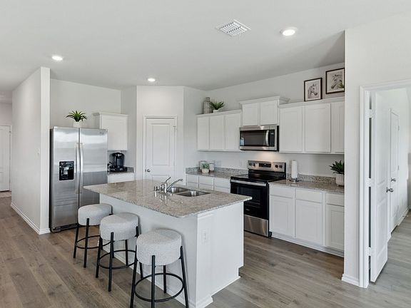5th image of 3021 Hidden Valley Dr