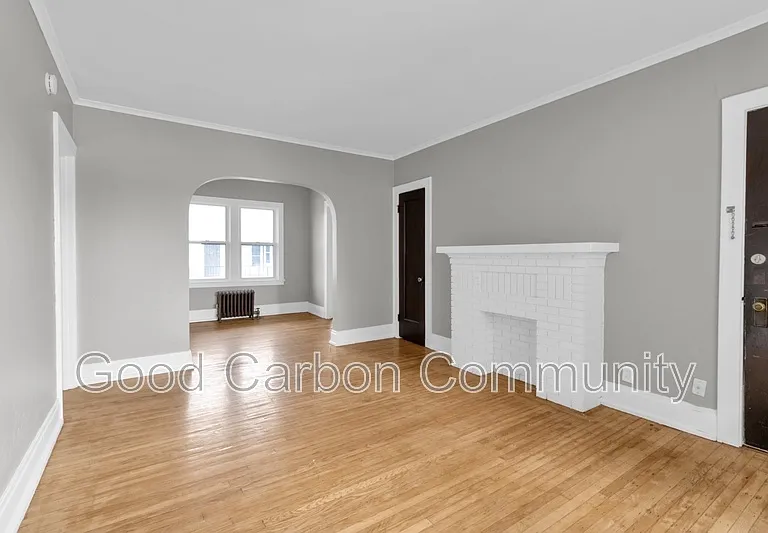 2096 Delaware Ave #7 — Photo 2