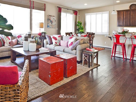 3rd image of 8868 Yarrow Court SE #05