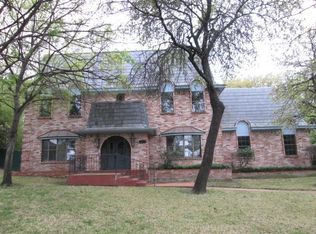 832 Firewheel Trl, Fort Worth, TX 76112