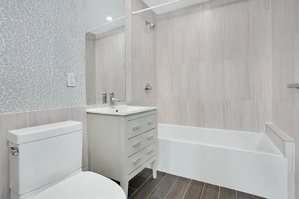 Rented by Carnegie Management Inc | media 53