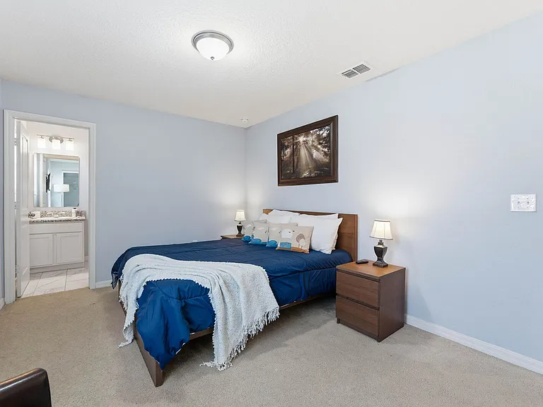 Crown Haven Dr — Photo 27