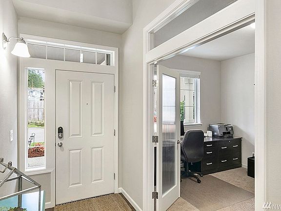 3rd image of 15816 92nd Avenue Ct E