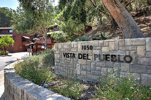1050 Vista Del Pueblo Photo 1
