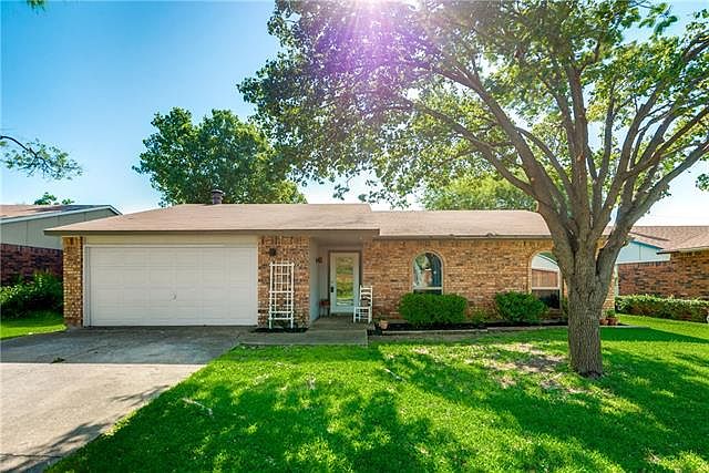 1st image of 3912 Corkwood Dr